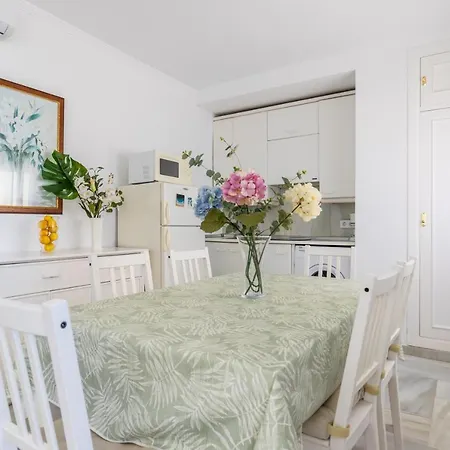 Apartament Chill & Pool