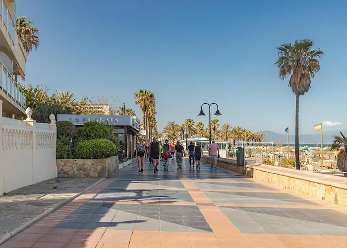 Chill & Pool Lägenhet *